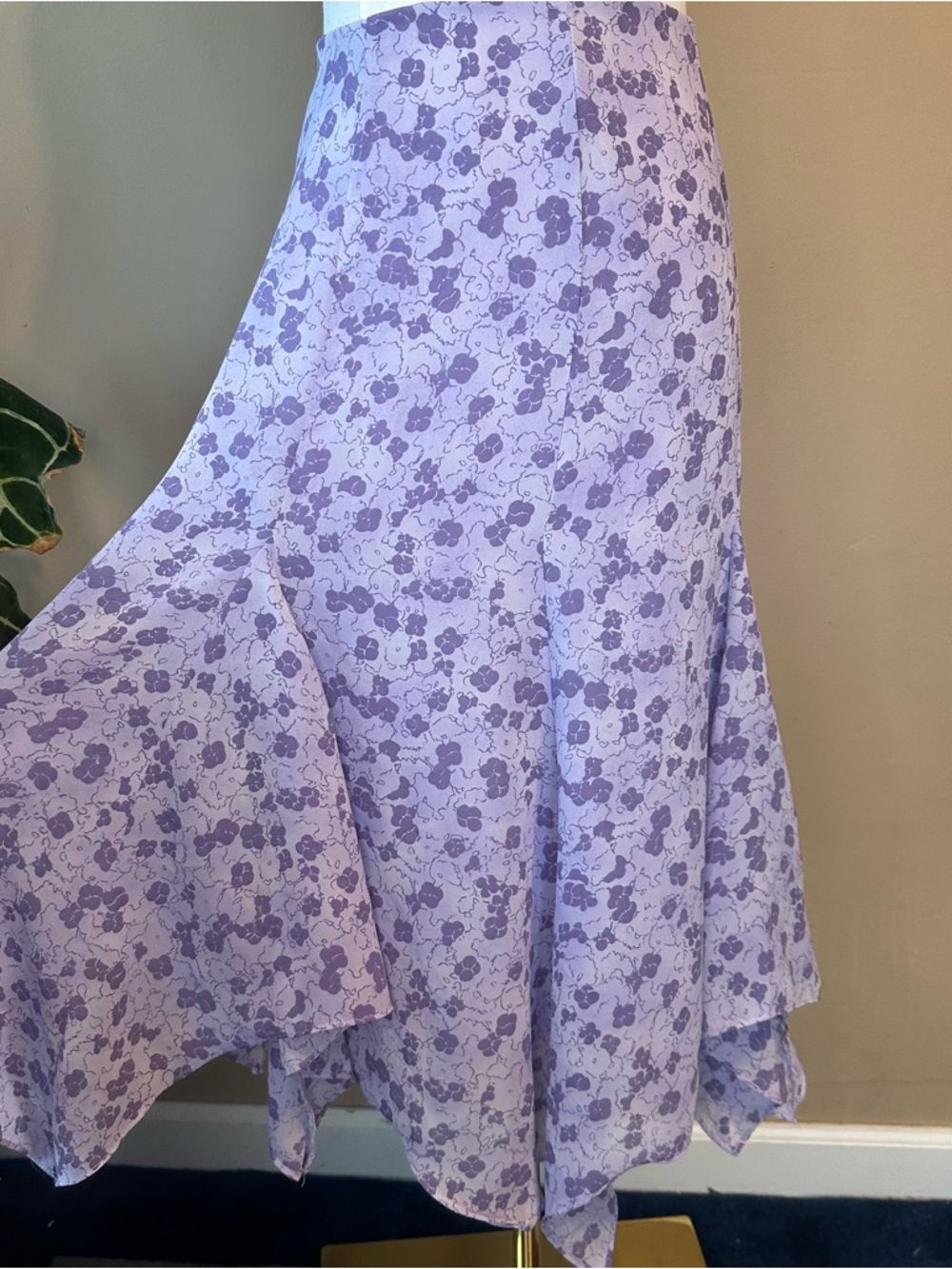 Rena Rowan Lilac Floral Asymmetrical Handkerchief Hem Skirt